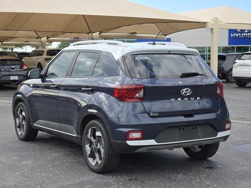 2024 Hyundai VENUE Limited