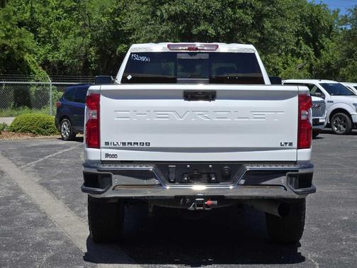 2024 Chevrolet Silverado 2500 LTZ