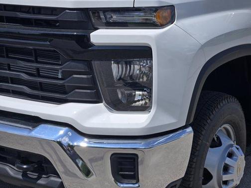 2025 Chevrolet Silverado 3500 WT