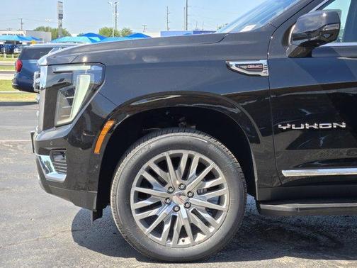 2025 GMC Yukon Elevation