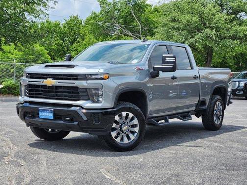 2024 Chevrolet Silverado 2500 Custom