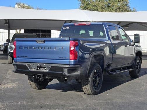 2026 Chevrolet Silverado 2500 Custom