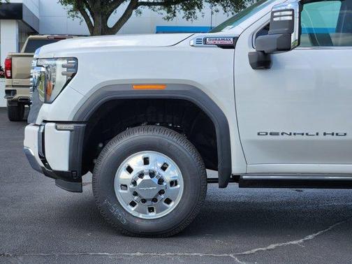2025 GMC Sierra 3500 Denali
