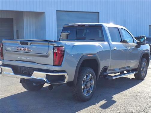 2025 GMC Sierra 2500 SLT