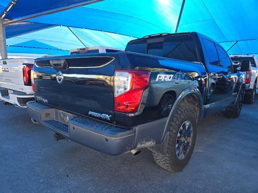 2017 Nissan Titan PRO-4X