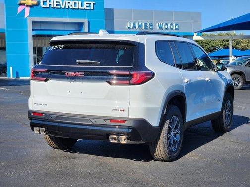 2026 GMC Acadia AT4