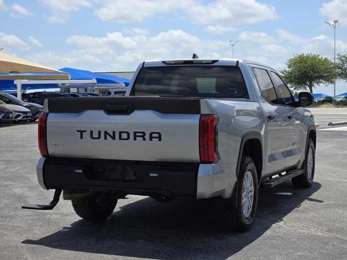 2024 Toyota Tundra SR5