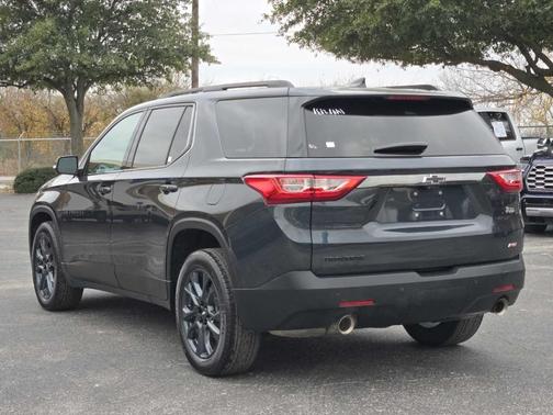 2021 Chevrolet Traverse RS