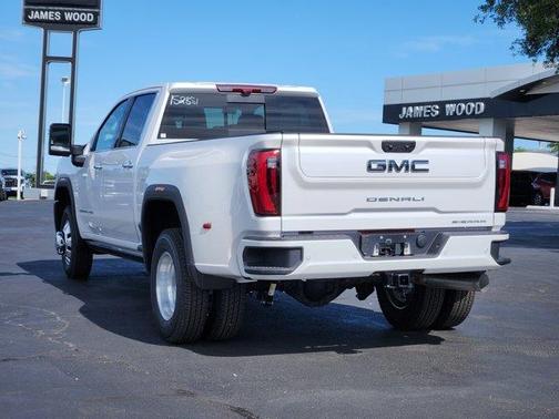 2025 GMC Sierra 3500 Denali Ultimate