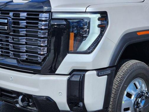 2025 GMC Sierra 3500 Denali Ultimate