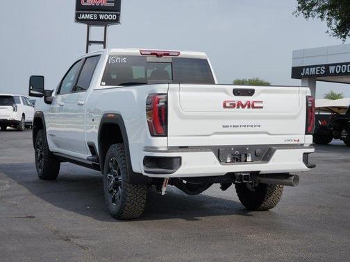 2025 GMC Sierra 2500 AT4