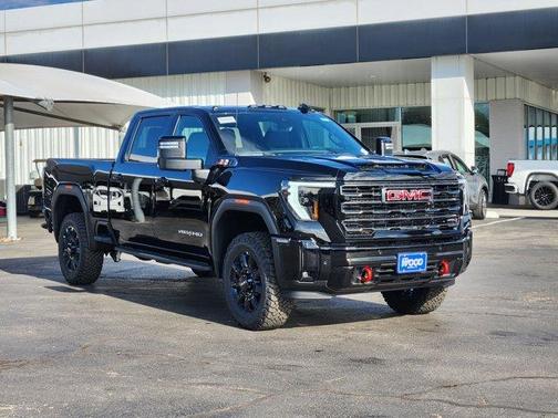 2026 GMC Sierra 2500 AT4