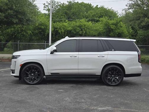 Crystal White Tri-Coat 2023 Cadillac Escalade Sport