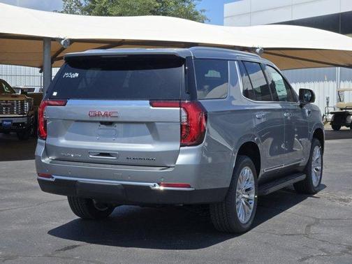 2025 GMC Yukon Elevation