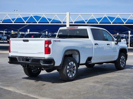 2026 Chevrolet Silverado 2500 Custom