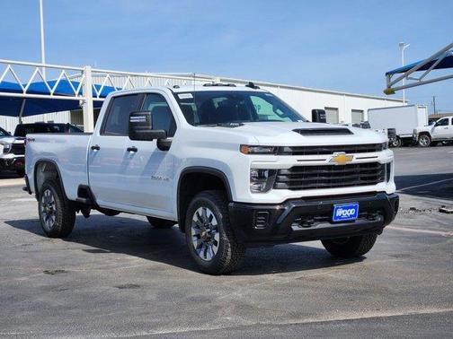 2026 Chevrolet Silverado 2500 Custom