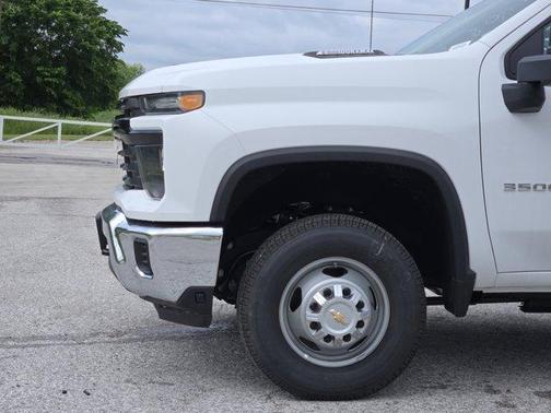 2025 Chevrolet Silverado 3500 WT