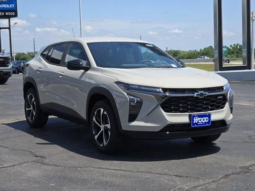 White Sand 2026 Chevrolet Trax 1RS
