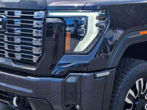 2025 GMC Sierra 2500 Denali Ultimate