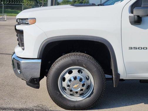 2025 Chevrolet Silverado 3500 WT