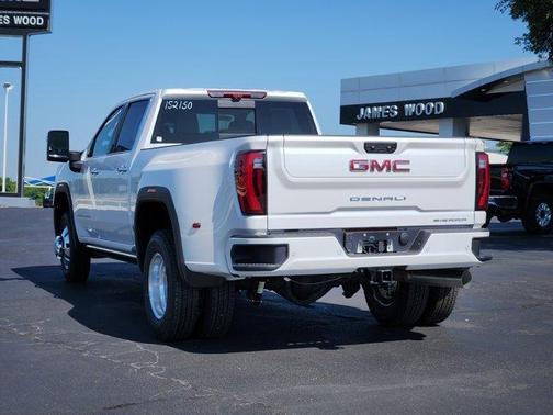 2025 GMC Sierra 3500 Denali