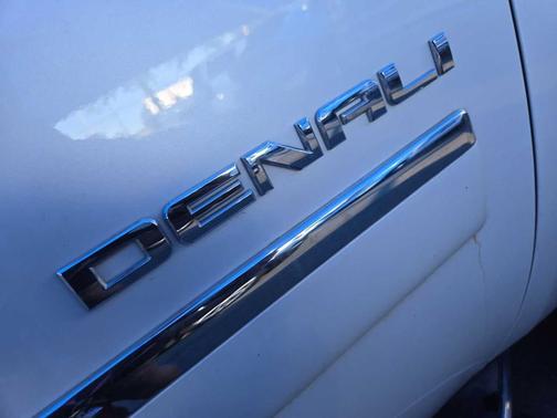 2013 GMC Yukon Denali