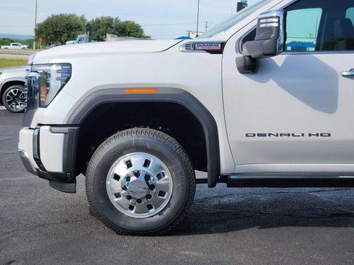 2025 GMC Sierra 3500 Denali