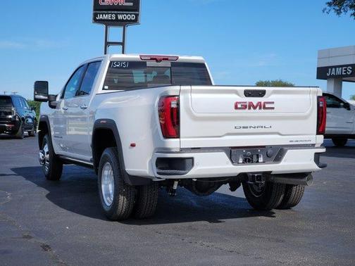 2025 GMC Sierra 3500 Denali