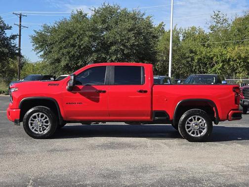2024 Chevrolet Silverado 2500 LT