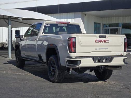 2026 GMC Sierra 3500 AT4