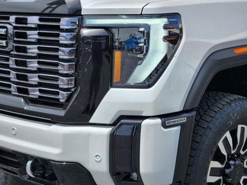 2025 GMC Sierra 2500 Denali Ultimate