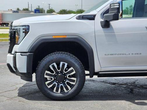 2025 GMC Sierra 2500 Denali Ultimate