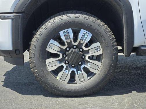 2025 GMC Sierra 2500 Denali