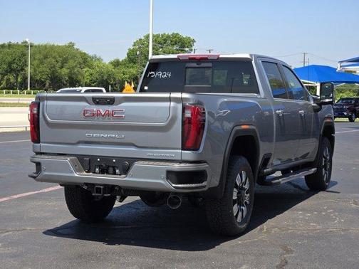 2025 GMC Sierra 2500 Denali