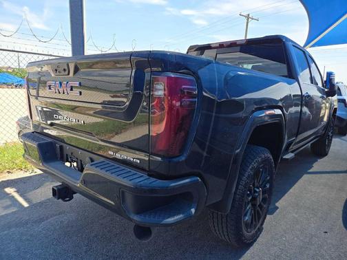 Onyx Black 2025 GMC Sierra 2500 Denali