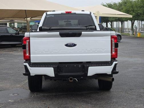 Oxford White 2024 Ford F-250 XL