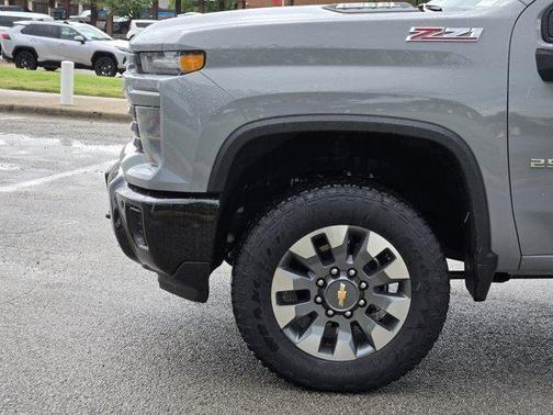 2025 Chevrolet Silverado 2500 Custom