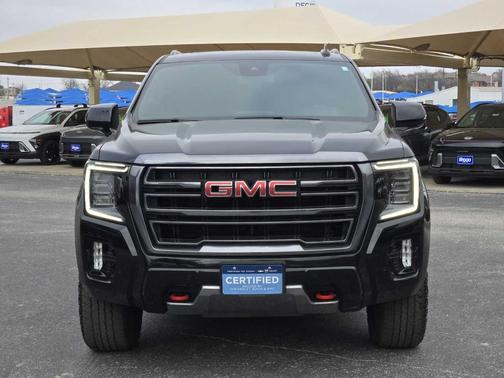 2023 GMC Yukon XL AT4