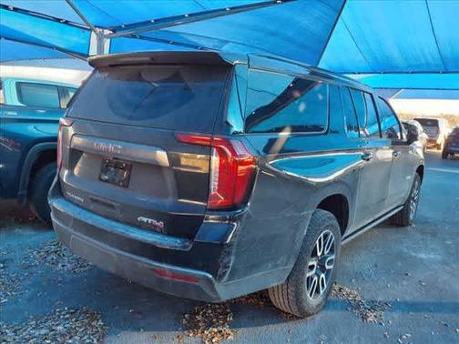 2023 GMC Yukon XL AT4