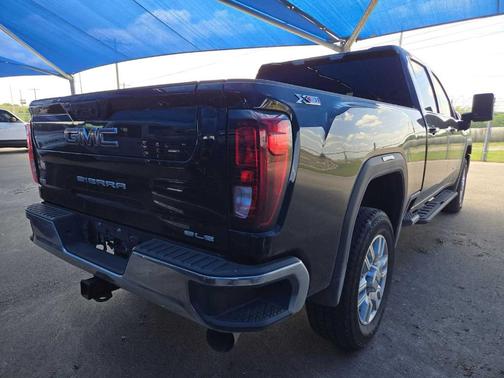 Onyx Black 2023 GMC Sierra 2500 SLE