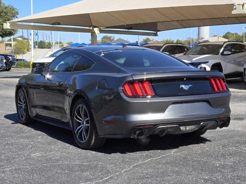 2017 Ford Mustang EcoBoost Premium