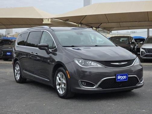 2019 Chrysler Pacifica Touring-L Plus