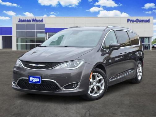 2019 Chrysler Pacifica Touring-L Plus