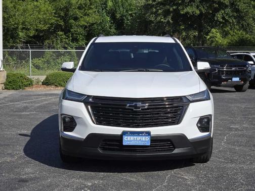 2022 Chevrolet Traverse LT Leather