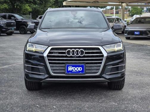 Orca Black Metallic 2017 Audi Q7 2.0T Premium Plus