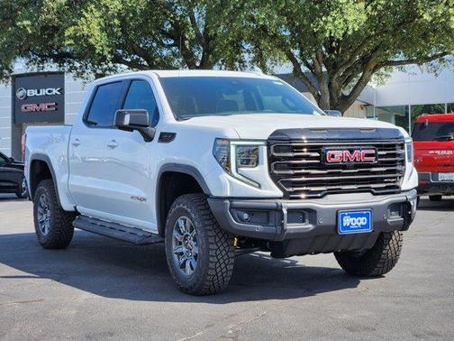 2025 GMC Sierra 1500 AT4X