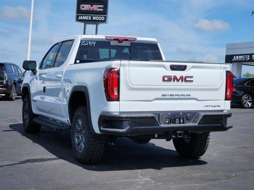 2025 GMC Sierra 1500 AT4X
