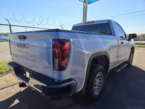 2023 GMC Sierra 1500 Pro