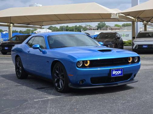 B5 Blue Pearlcoat 2023 Dodge Challenger R/T