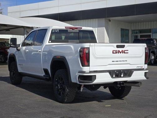 2026 GMC Sierra 2500 AT4